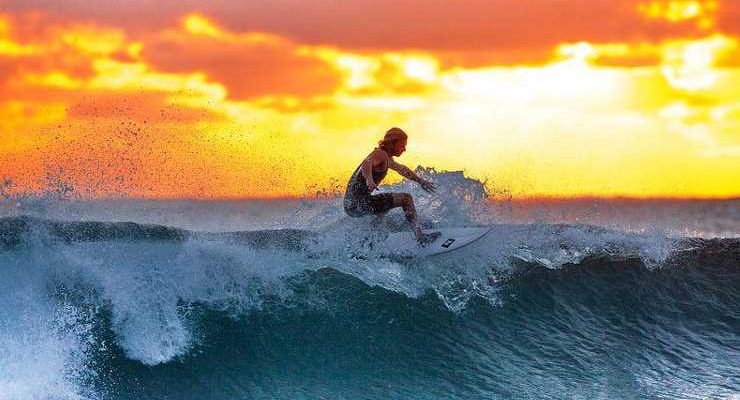 8 Health Reasons That Will Convince You To Try Surfing